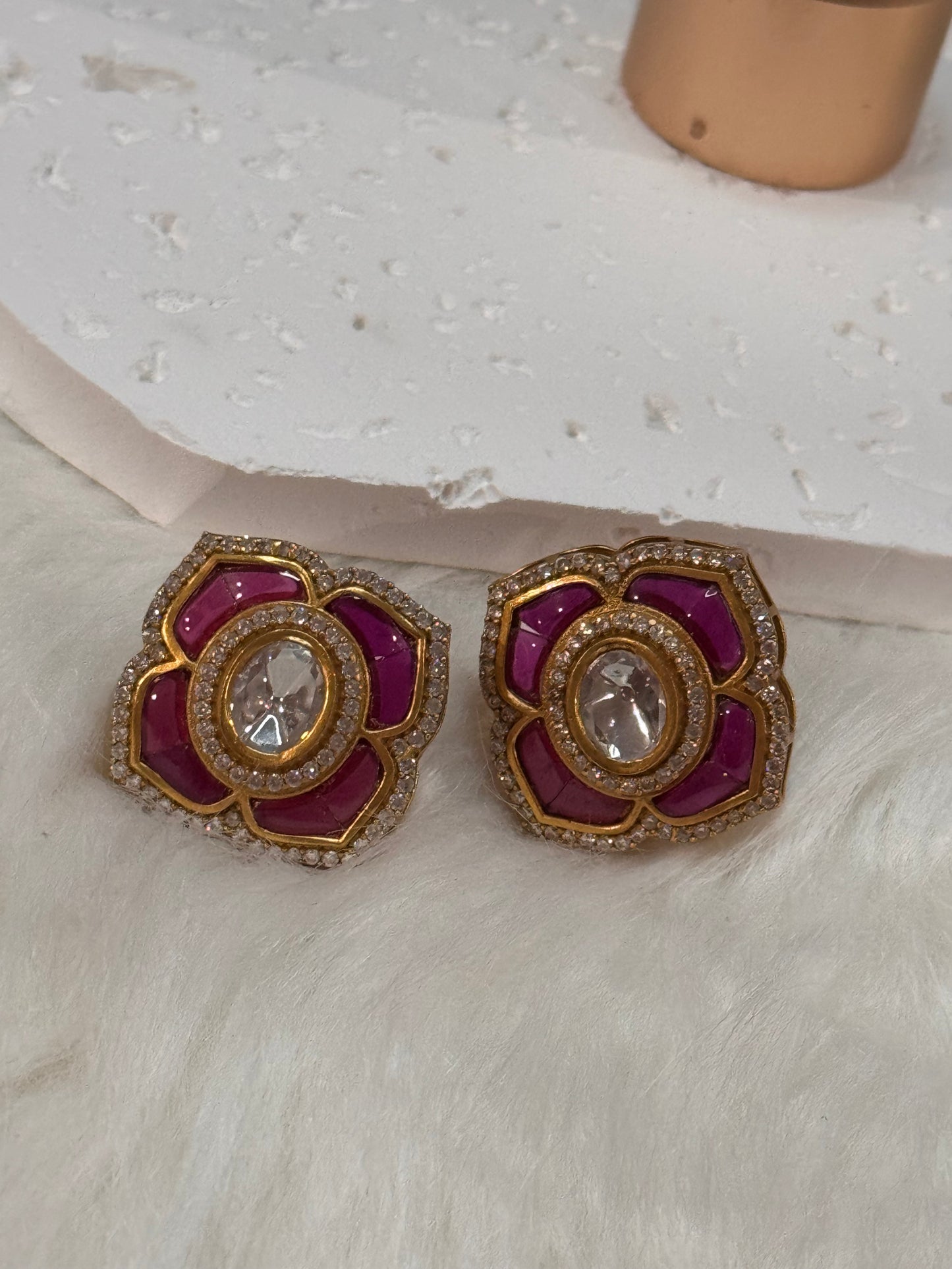 FMC764 - Uncut Stud Earrings