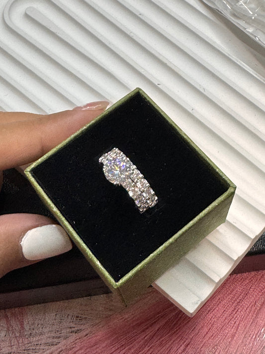 FMC879 - WGP Ring & Band