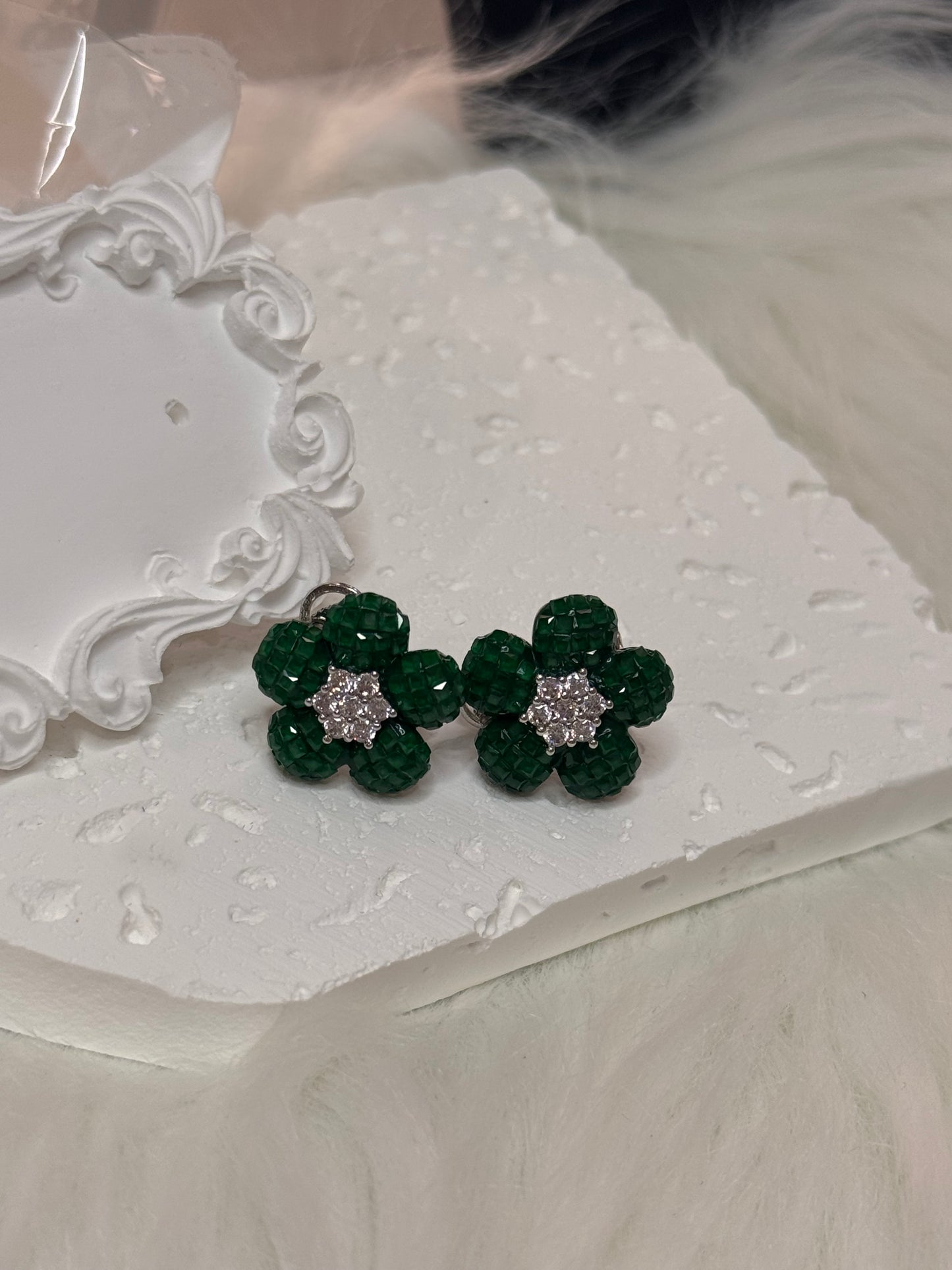 FMC1087 - WGP Neno Stud Earrings