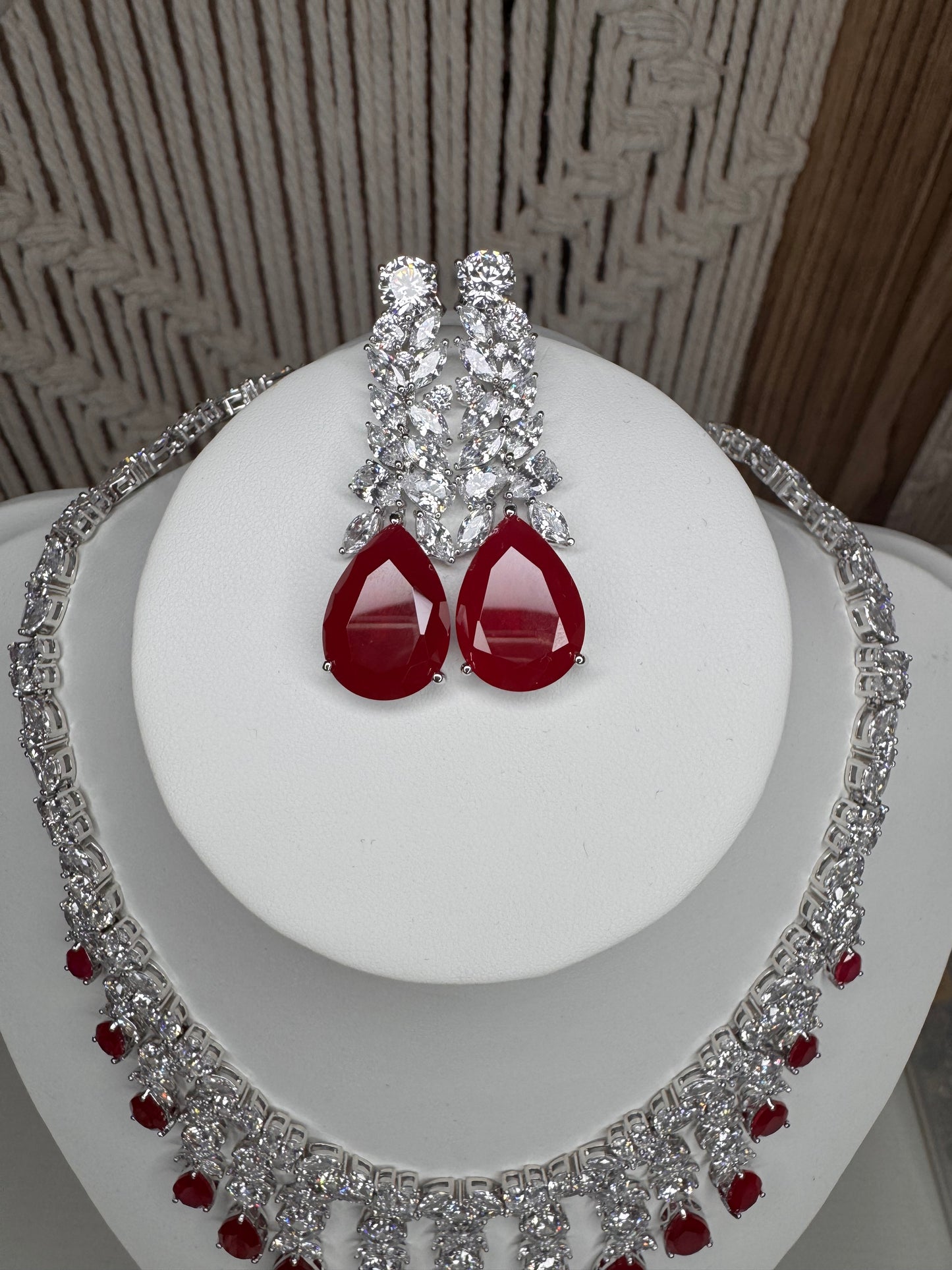 FMC8712 - WGP Necklace