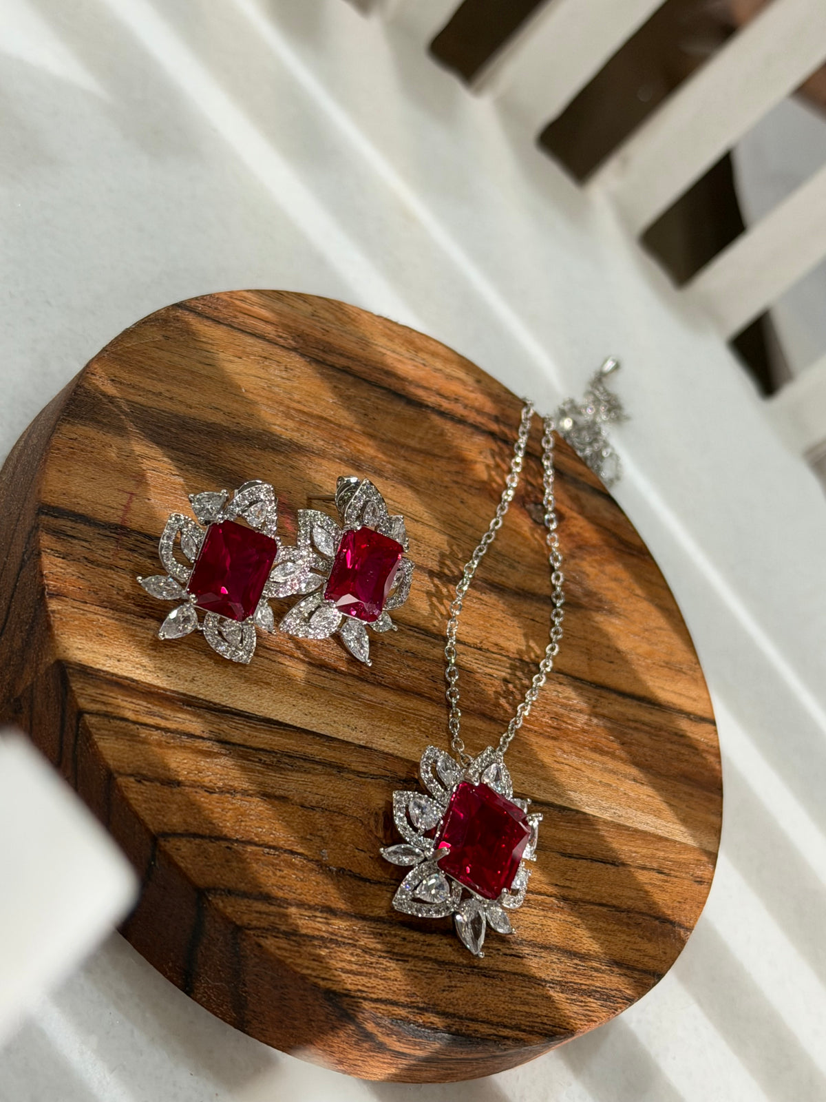 White Gold Plated Pendant Set