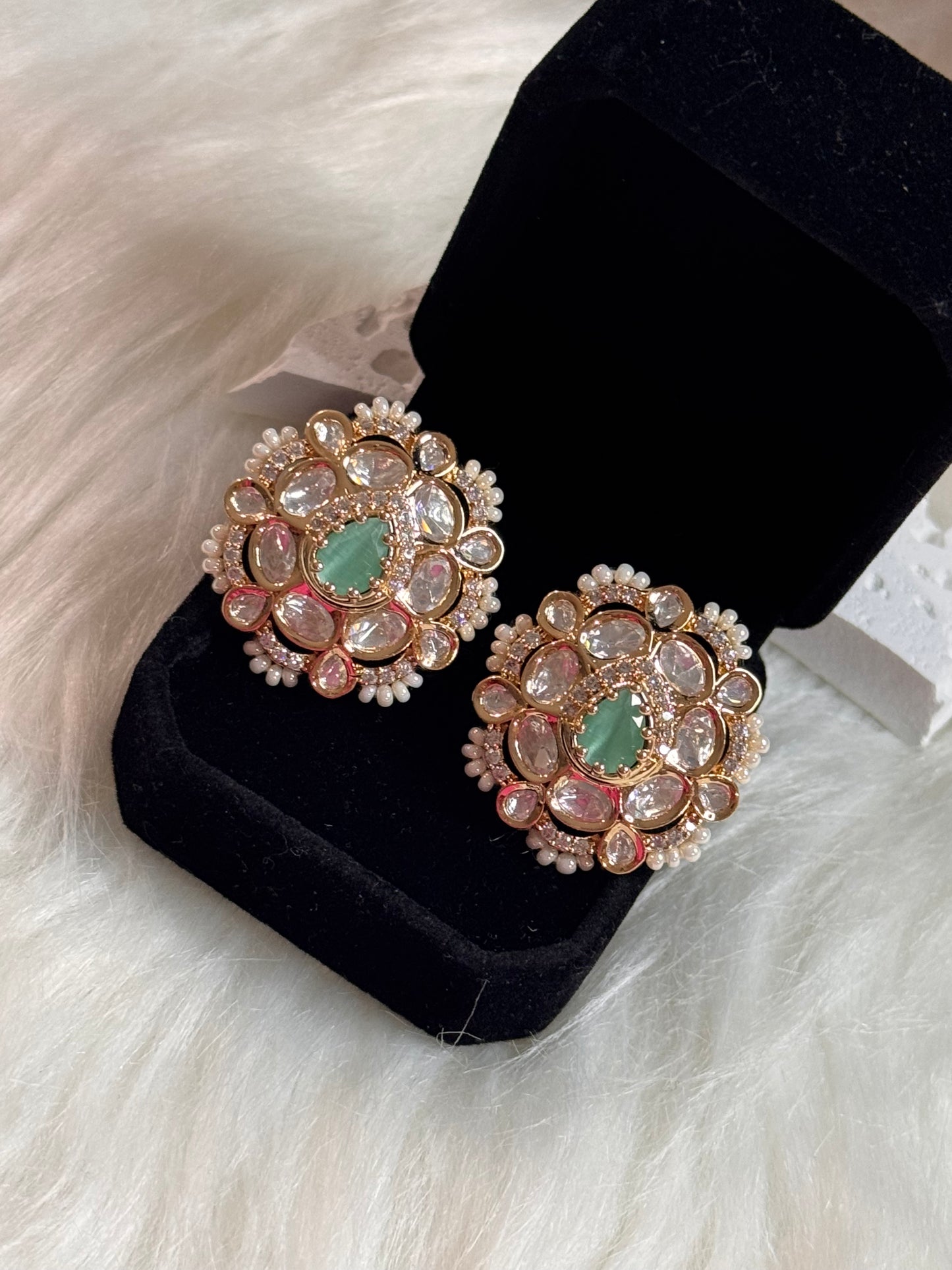 FMC1217 - Uncut Kundan Studs Earrings