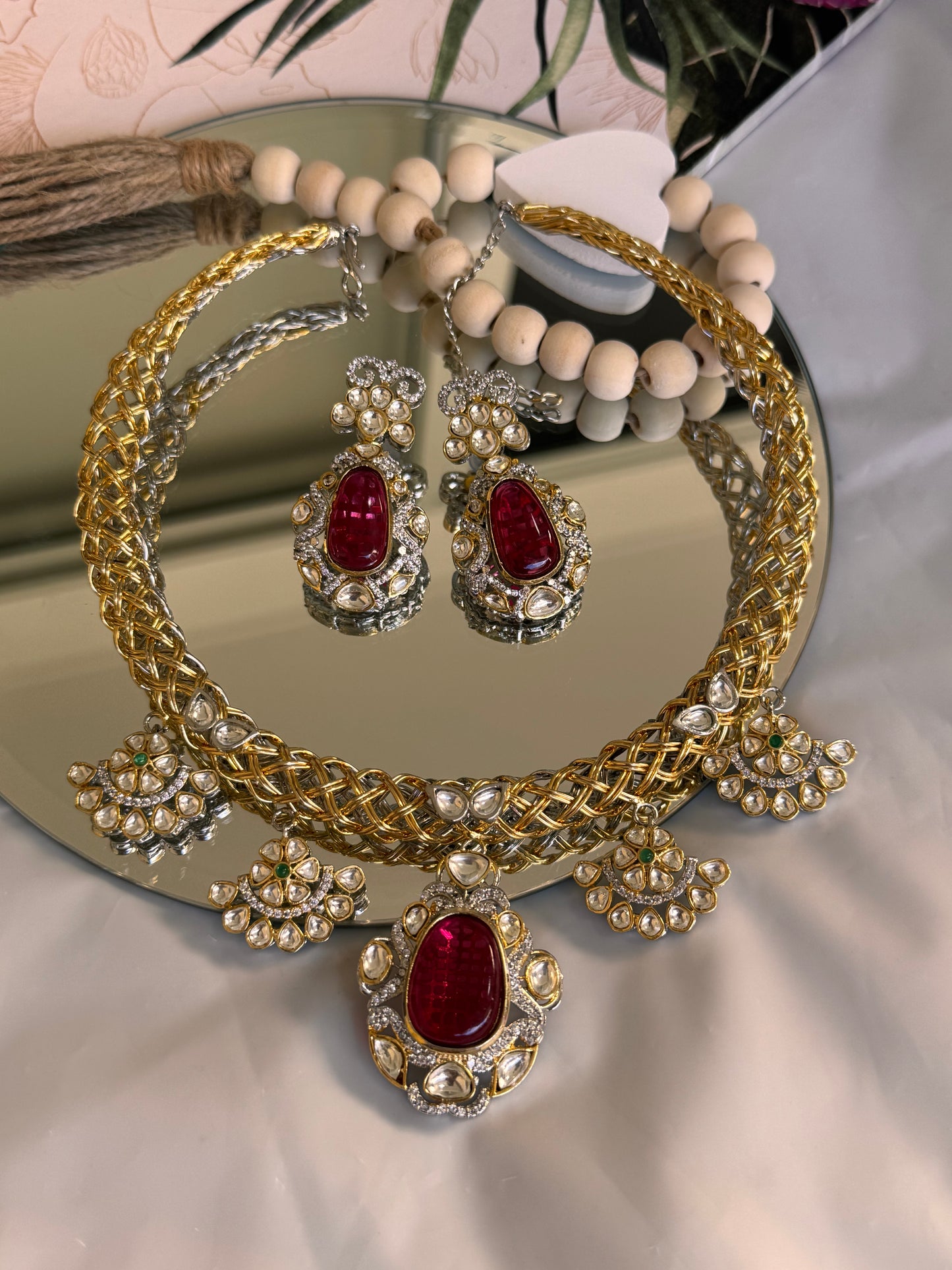 FMC2580 - Pachi Kundan Hasali