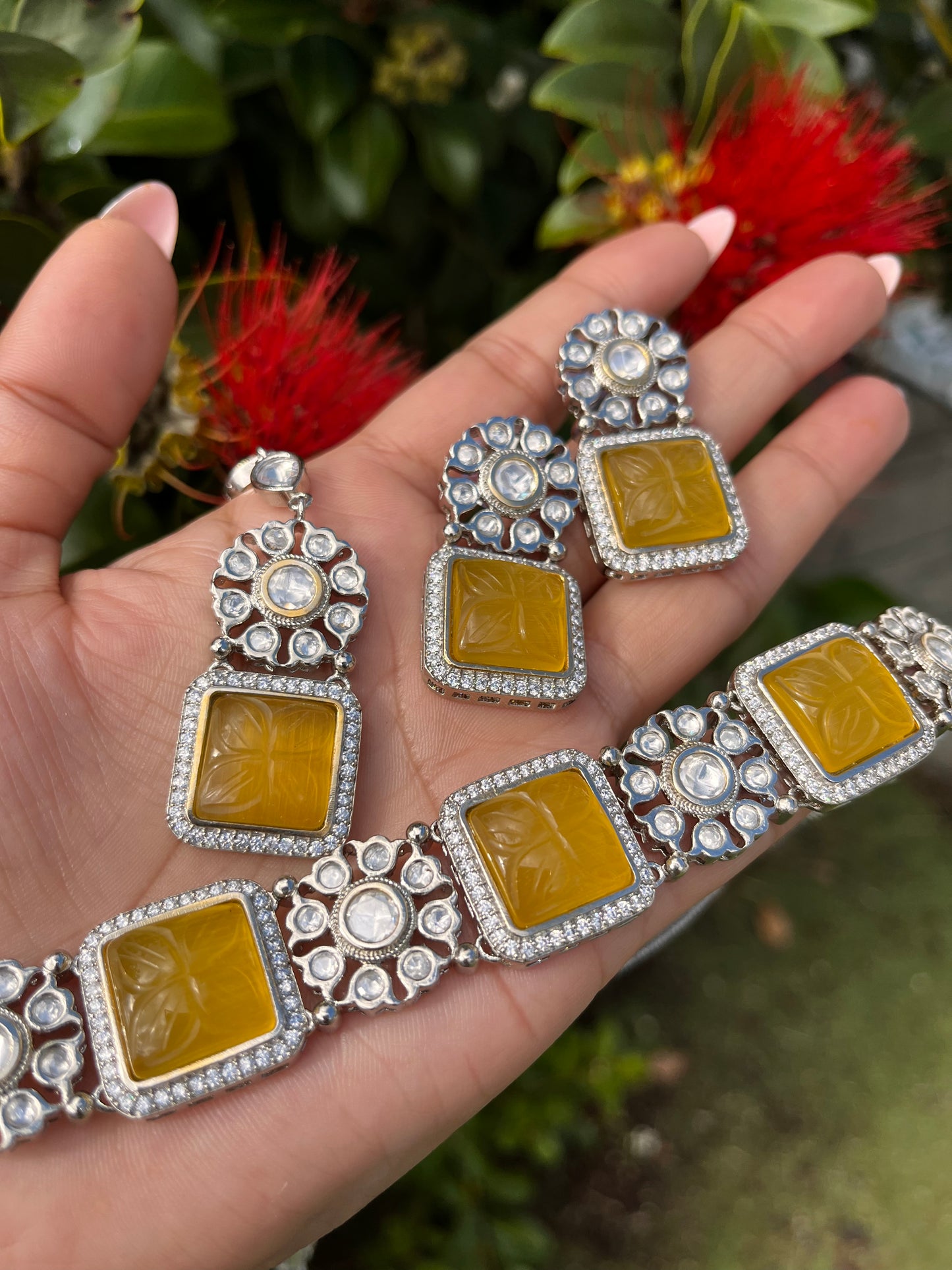 FMC121 - Uncut Diamond Choker Necklace