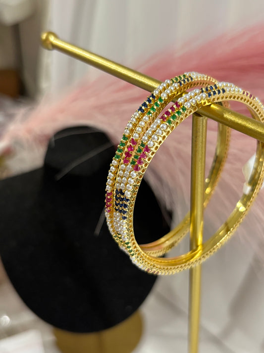 FMC236 - Pearl Bangles