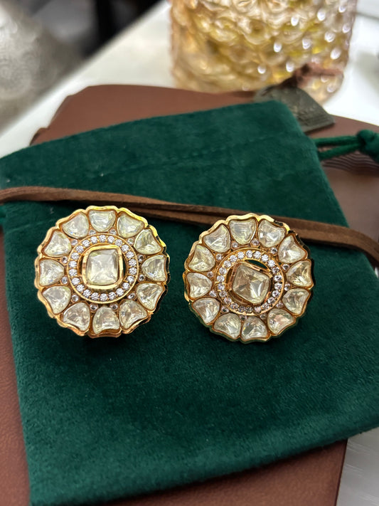 FMC1212 - 22 Carat Gold Plated Stud Earrings