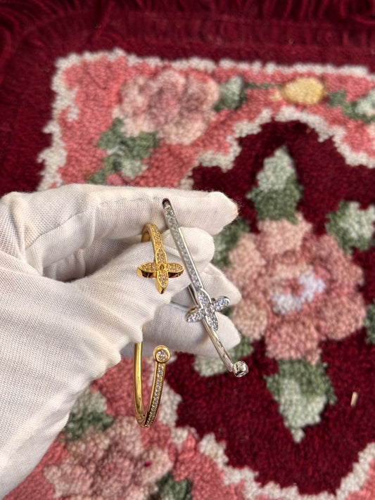 LV bracelet