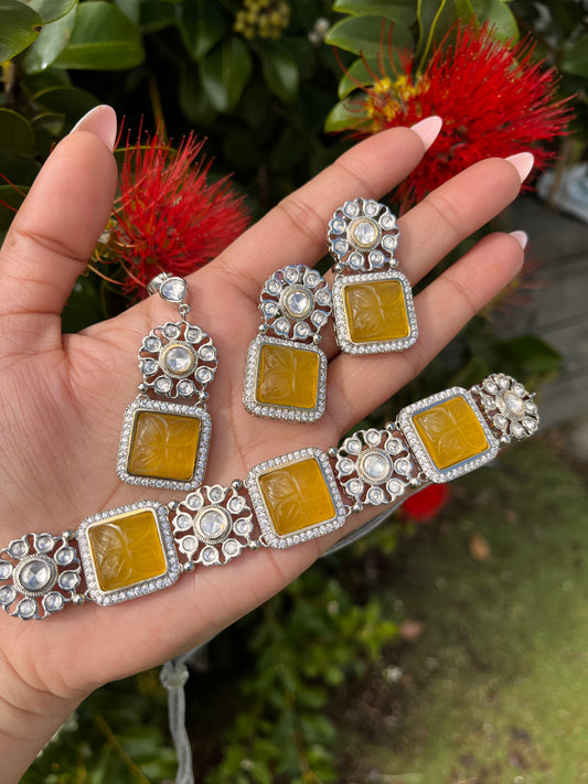 FMC121 - Uncut Diamond Choker Necklace