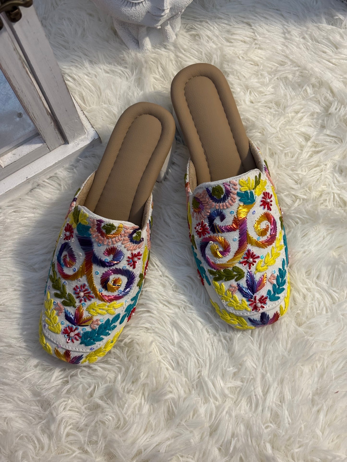 FMC3002 - Hand Embroidered Heels