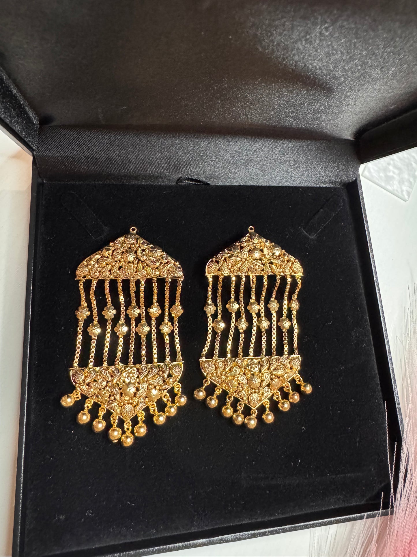 FMC2456 - Antique Gold Plated Earrings