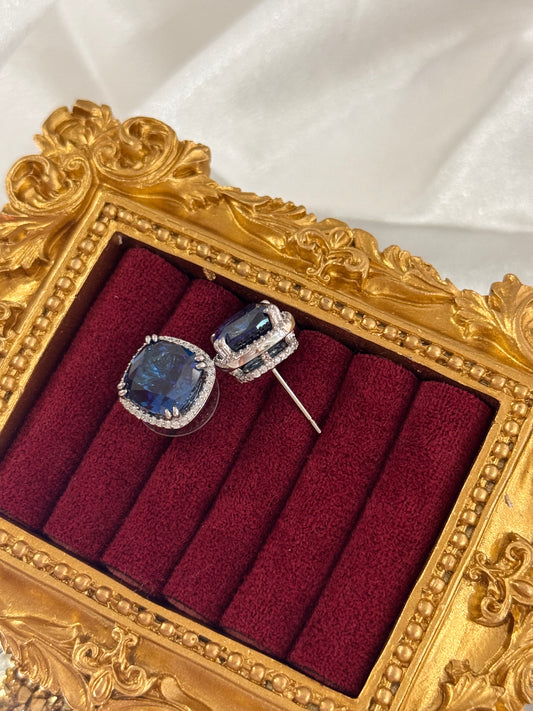 FMC1017 - WGP Swarovski Stud Earrings