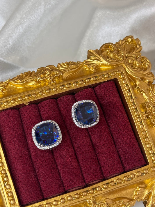 FMC1017 - WGP Swarovski Stud Earrings