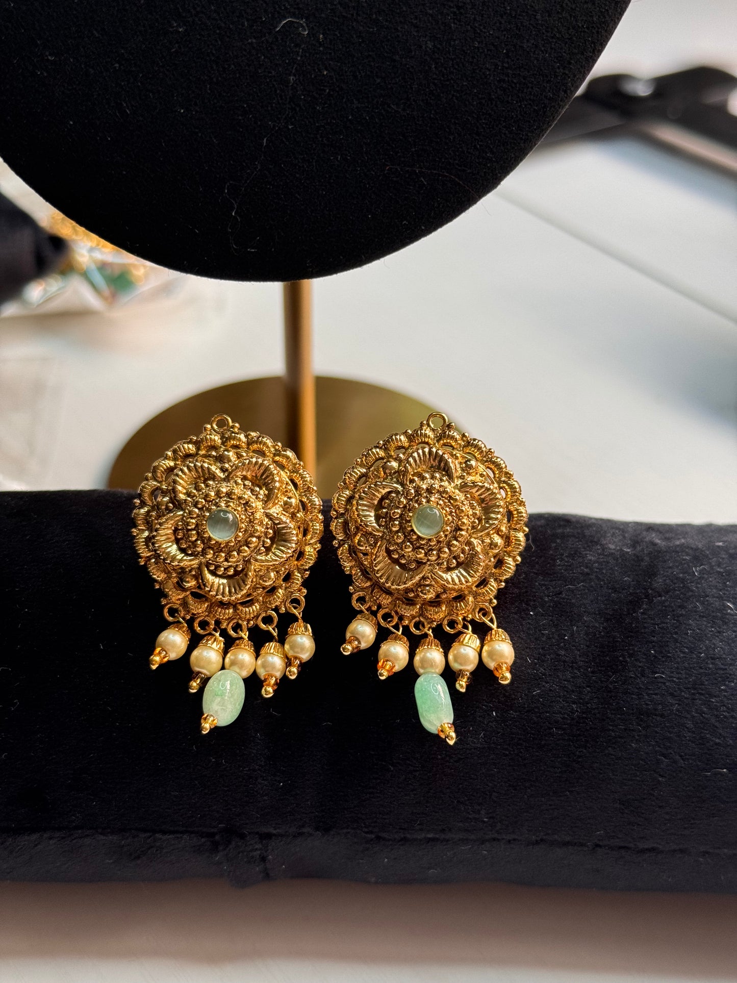 FMC702 - Antique Gold Plated Studs