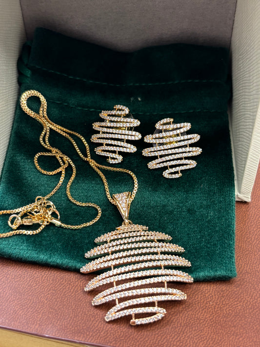 FMC1820 - Tanishq Inspired Diamond Pendent Set