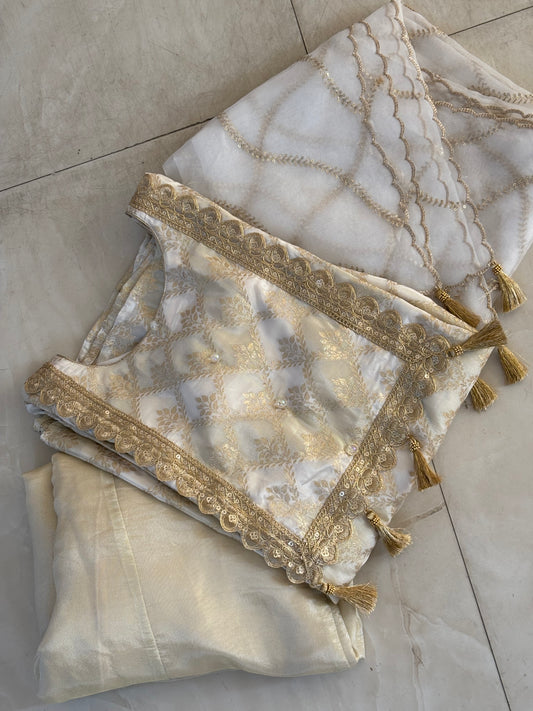 Banarasi Kurta Plazo Set.