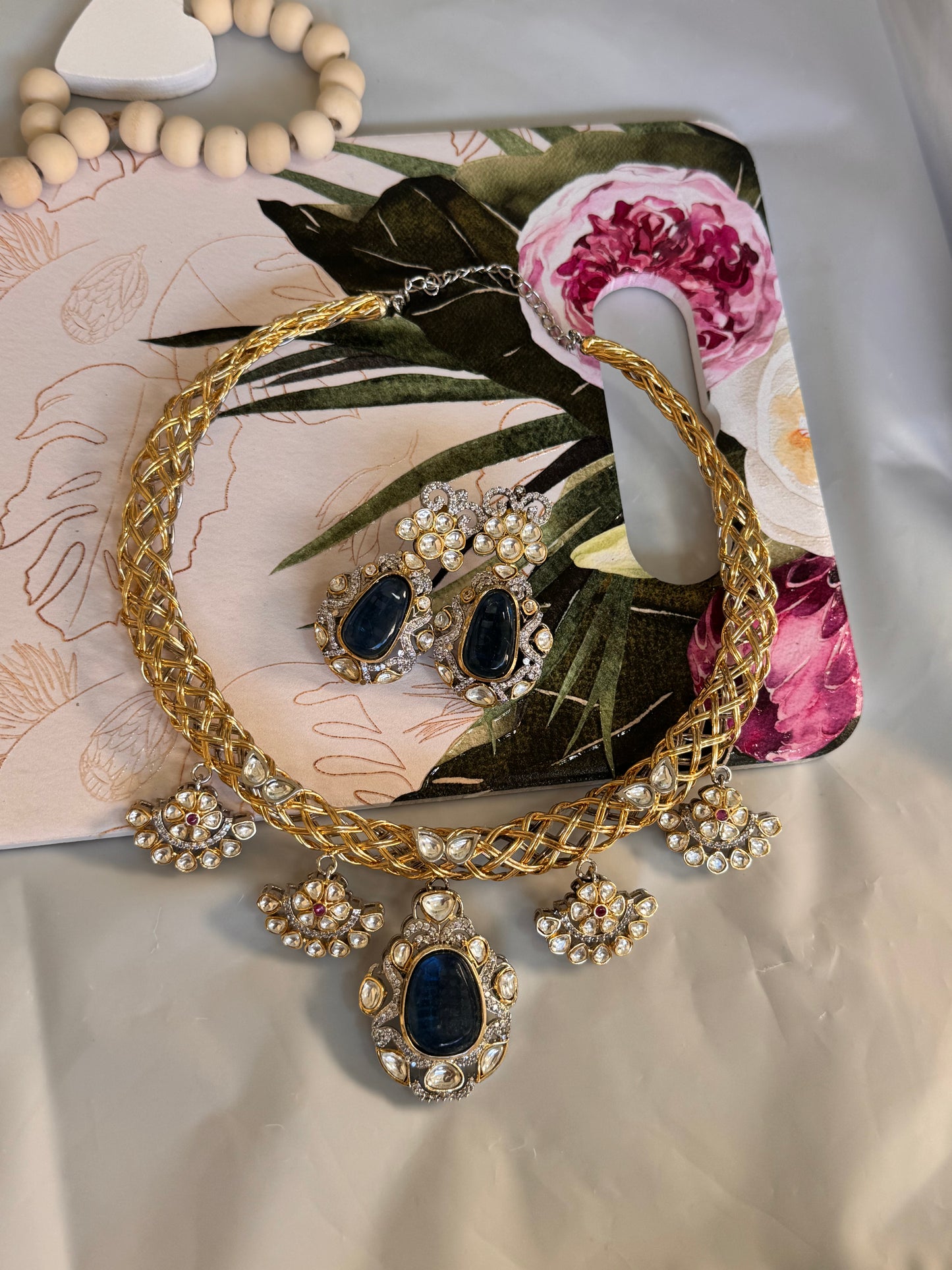 FMC2580 - Pachi Kundan Hasali