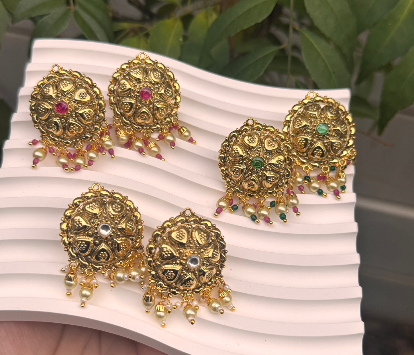 FMC701 - Gold Plated Studs