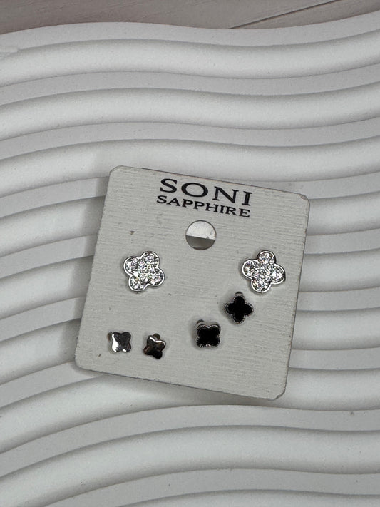 Vancleef - set of 3 stud earrings