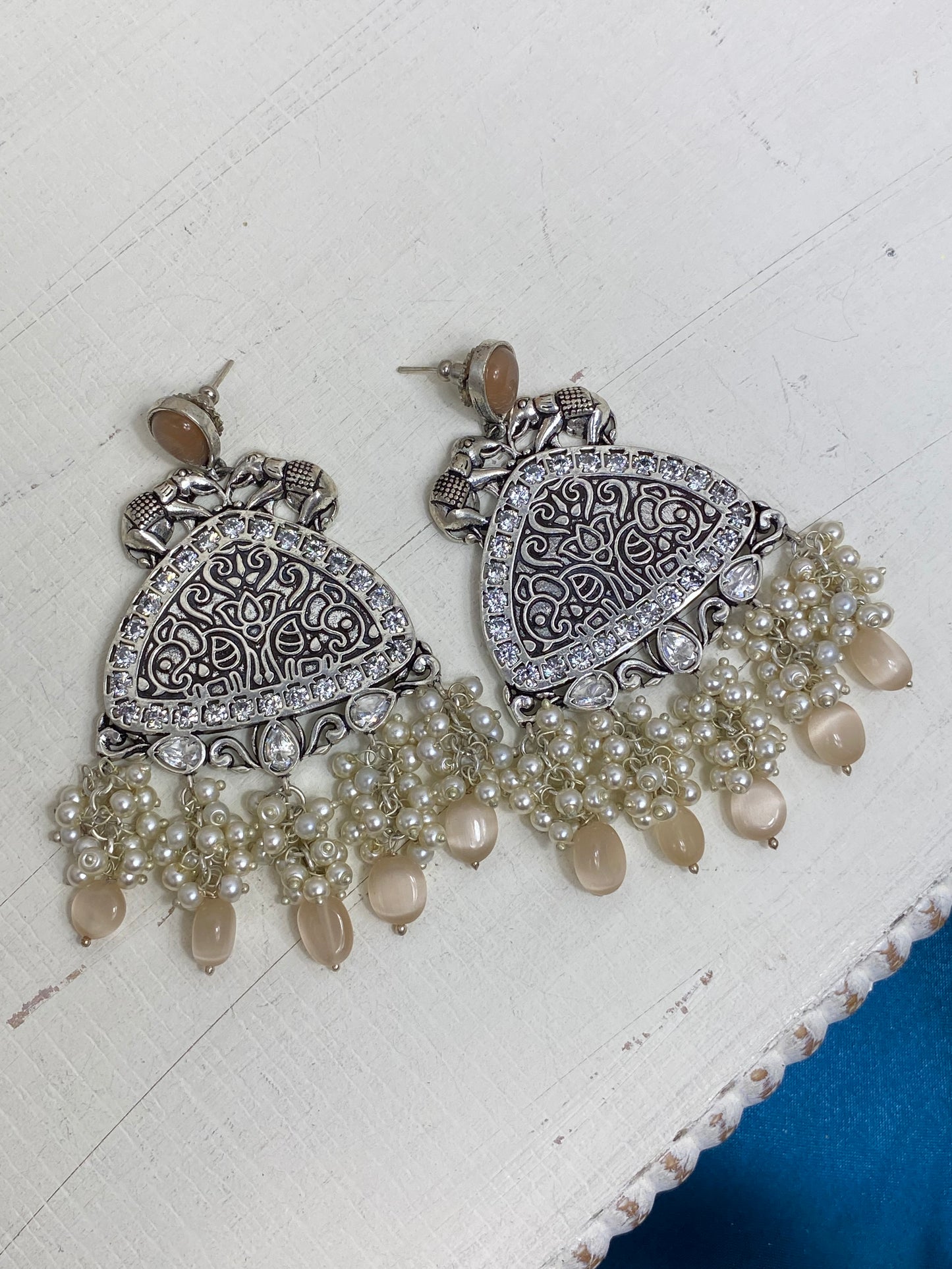 SAPAN - Uncut Kundan Earrings