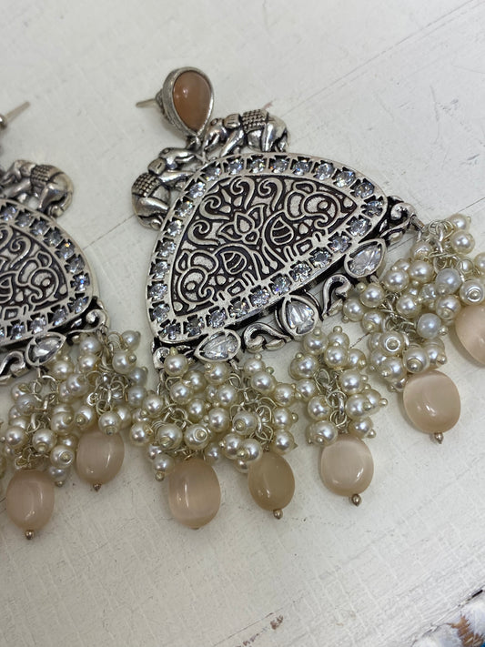 SAPAN - Uncut Kundan Earrings