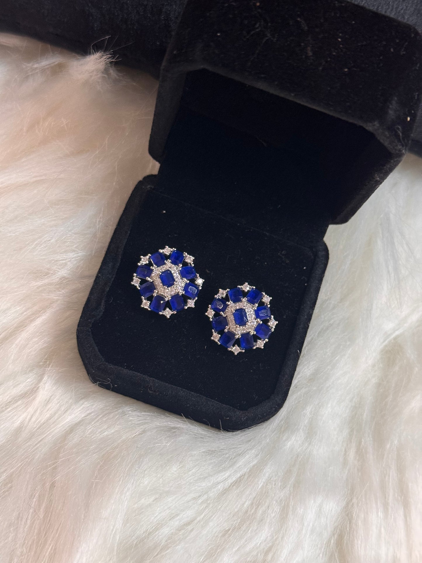 FMC674 - WGP Stud Earrings