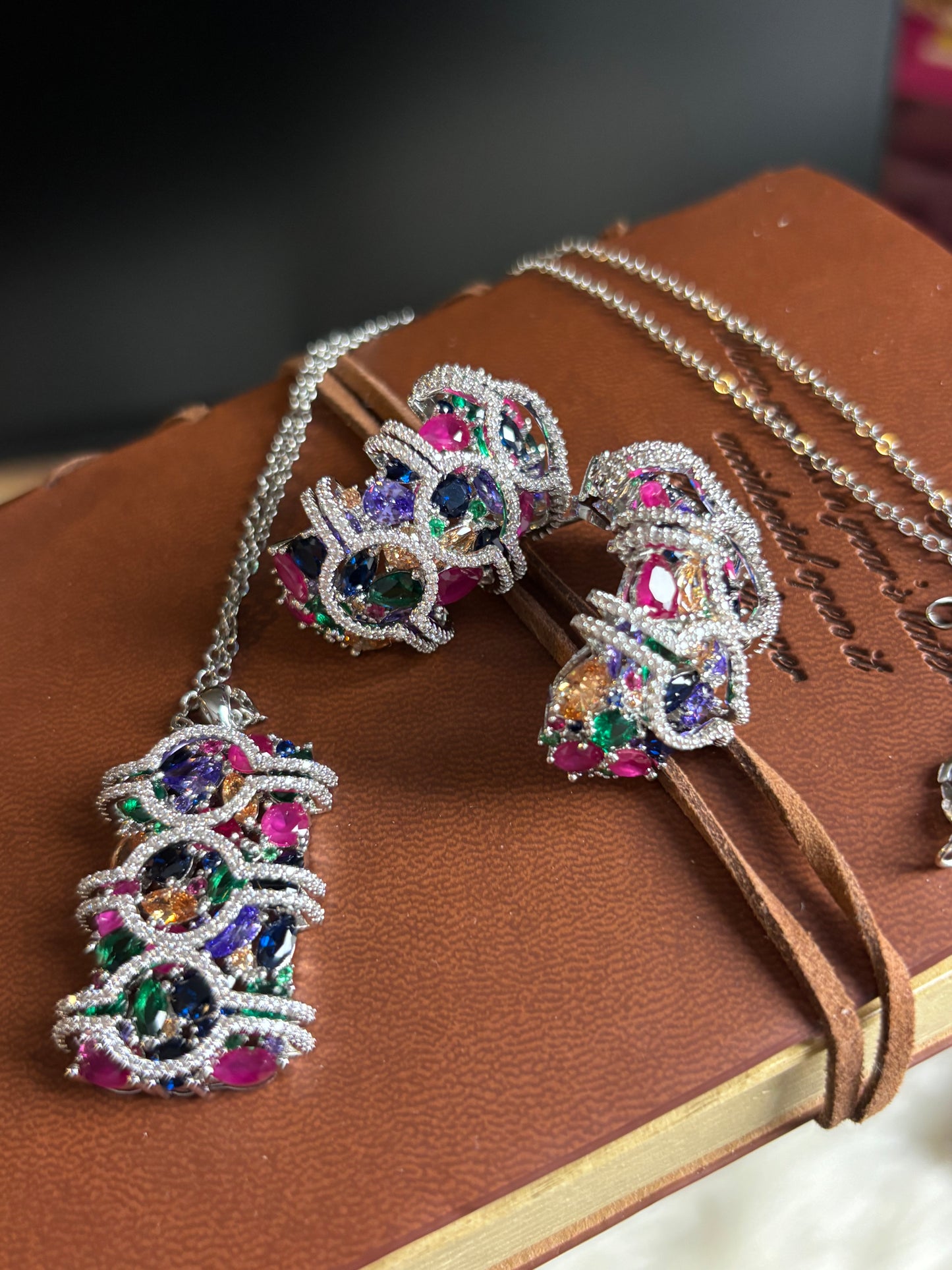 FMC2876  - Statement WGP Pendant Set