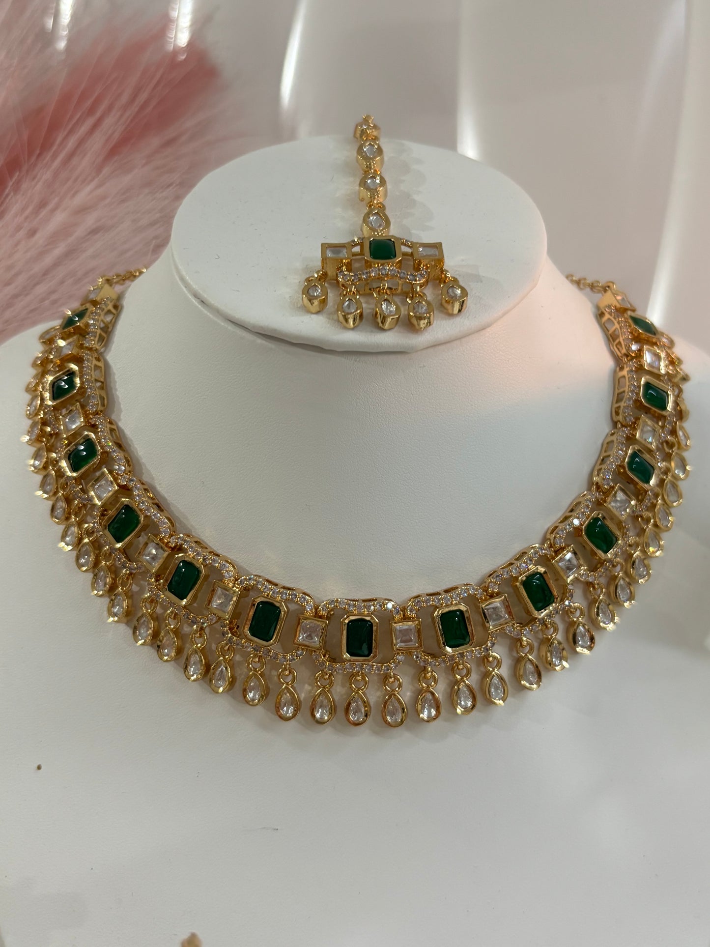 FMC1976 - Uncut Kundan Necklace Set