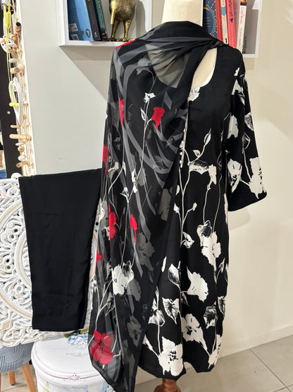 Digital Printed Crepe Pant Suit