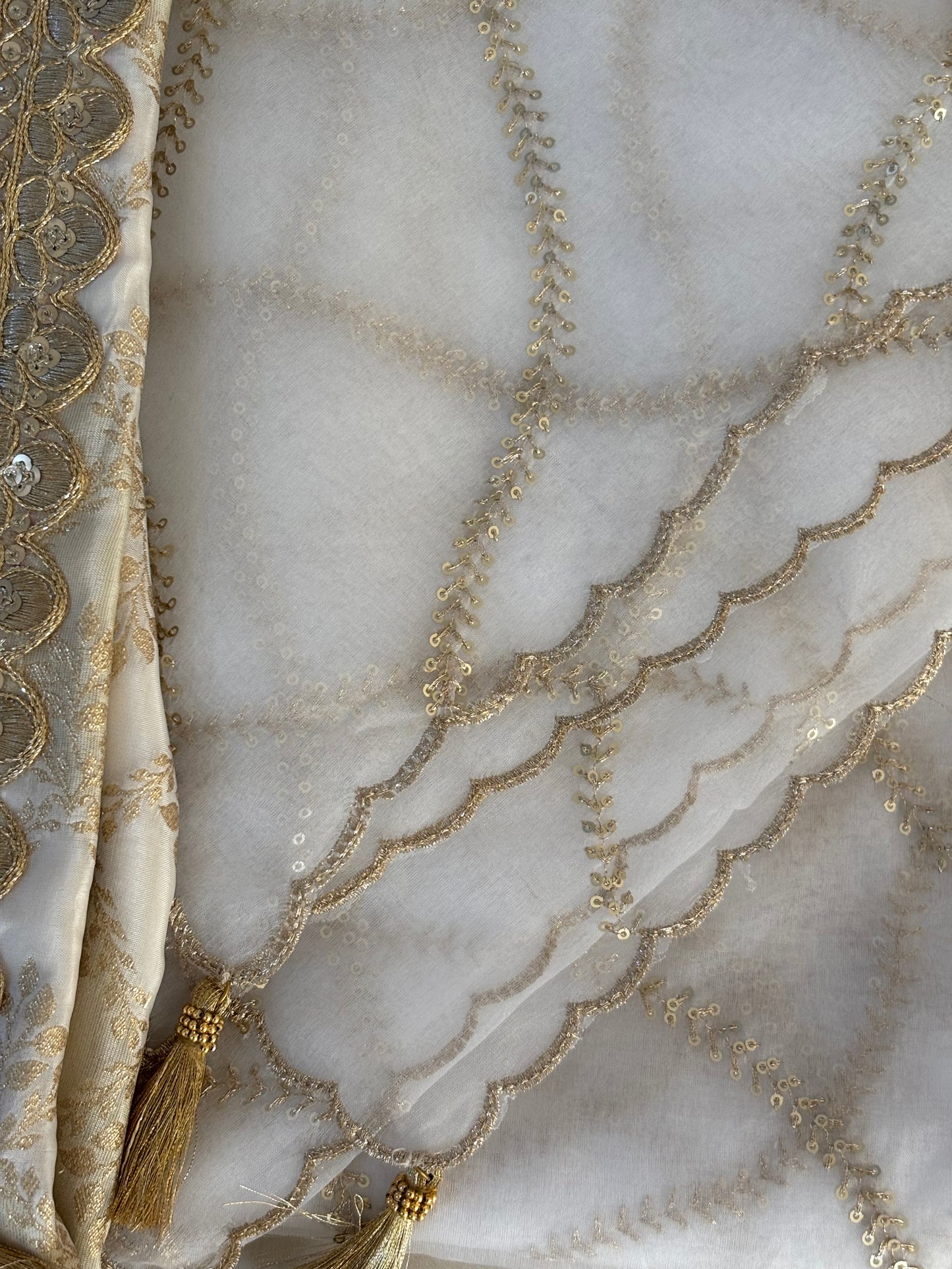 Banarasi Kurta Plazo Set.