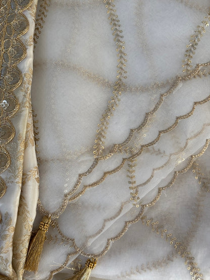 Banarasi Kurta Plazo Set.