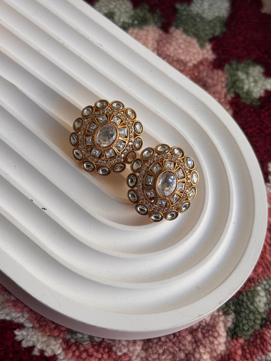 FMC780 - Elegant Stud Earrings