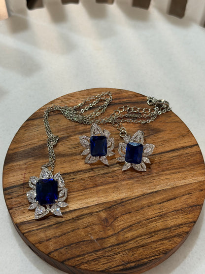 White Gold Plated Pendant Set