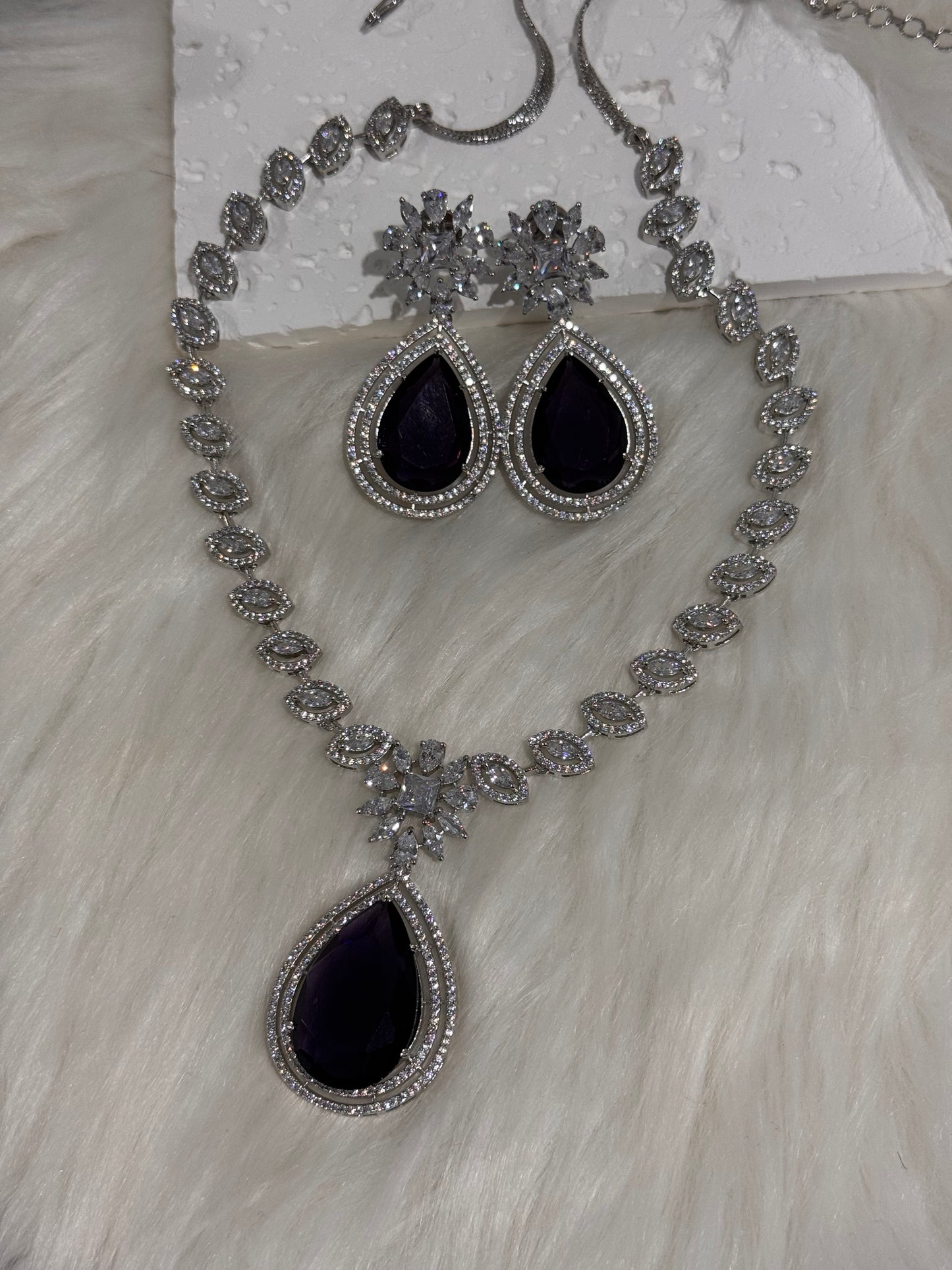 FMC2564 - AD Doublet Necklace Set