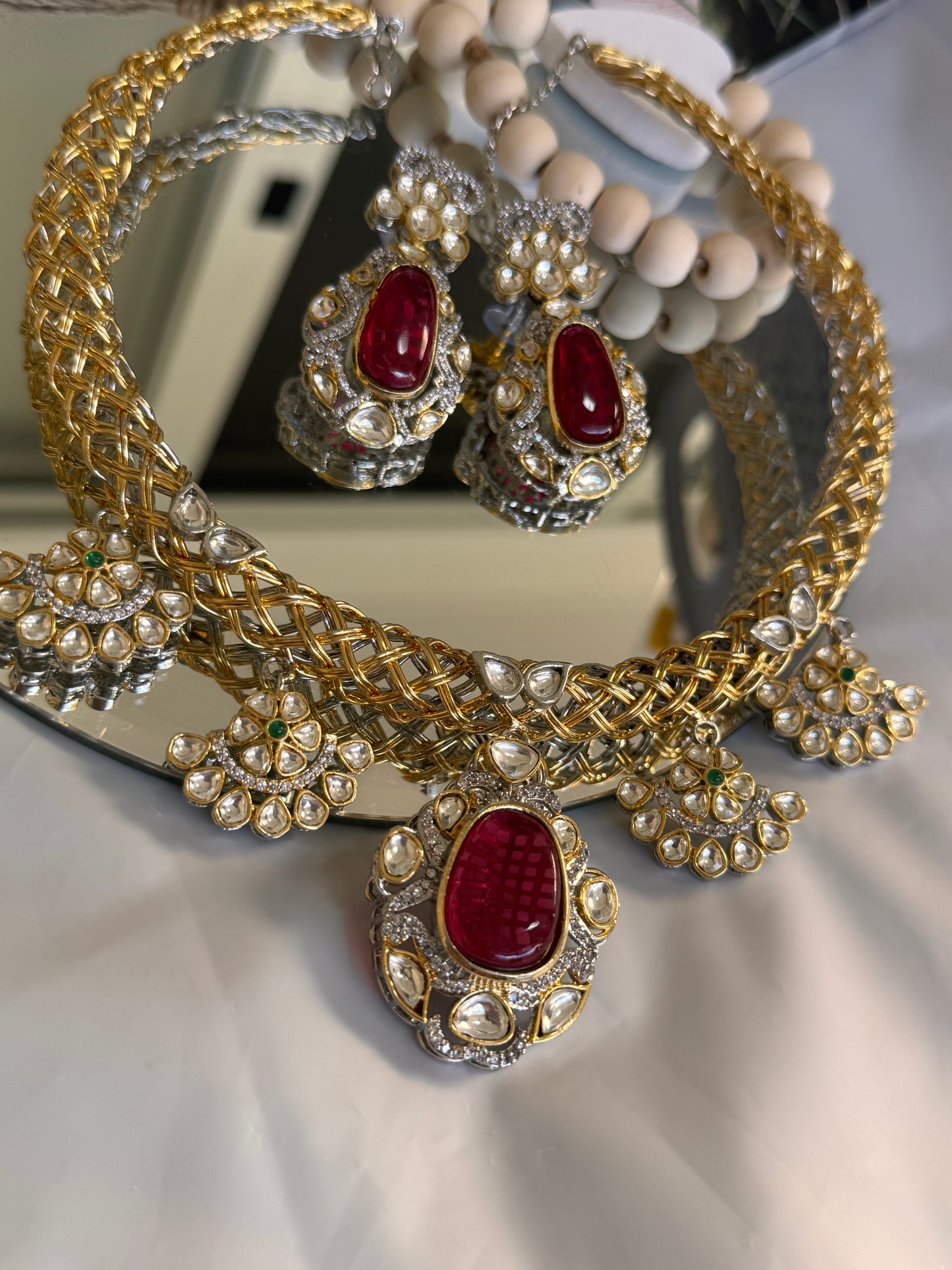 FMC2580 - Pachi Kundan Hasali