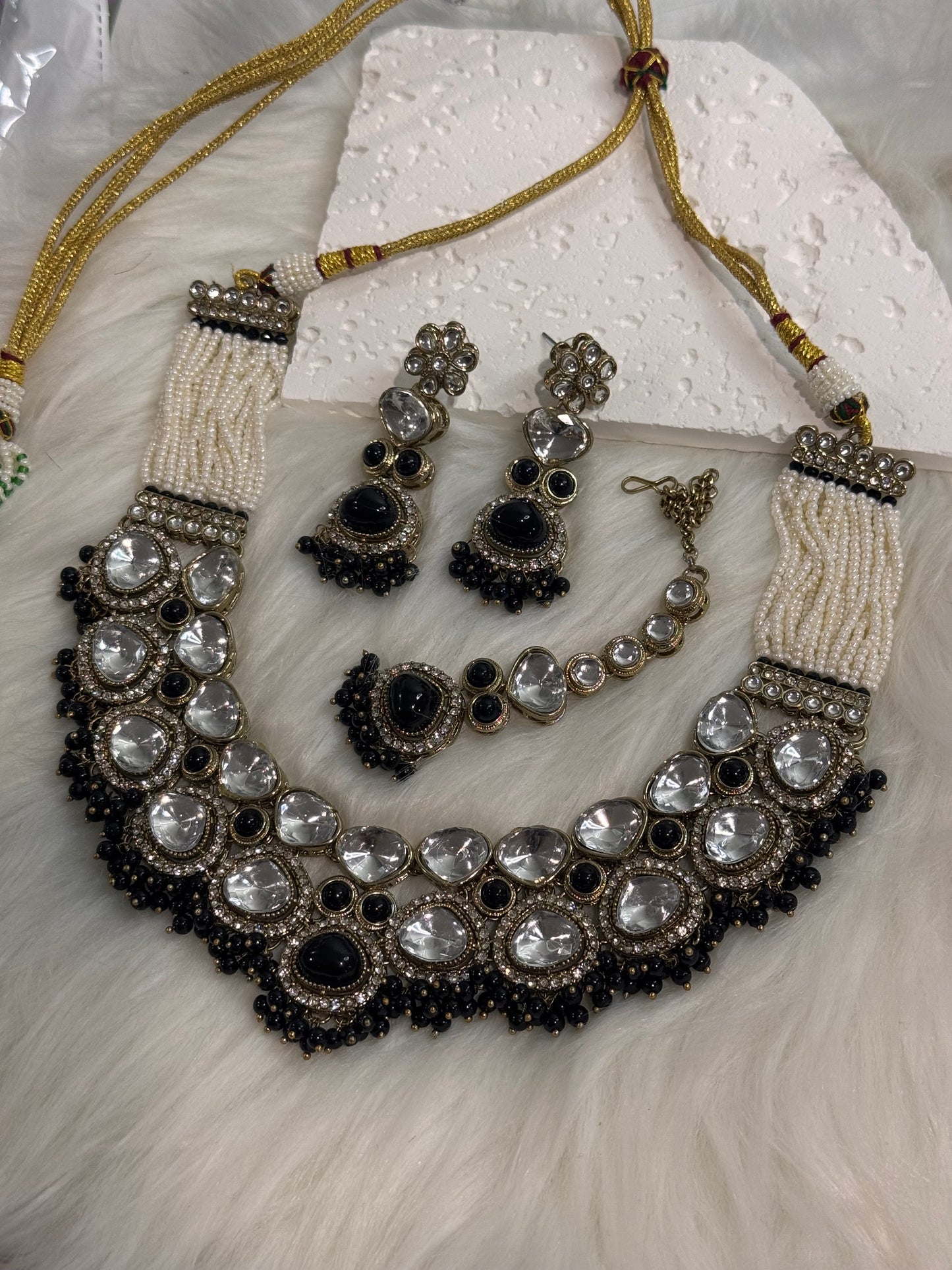 FMC1129 - Kundan Necklace