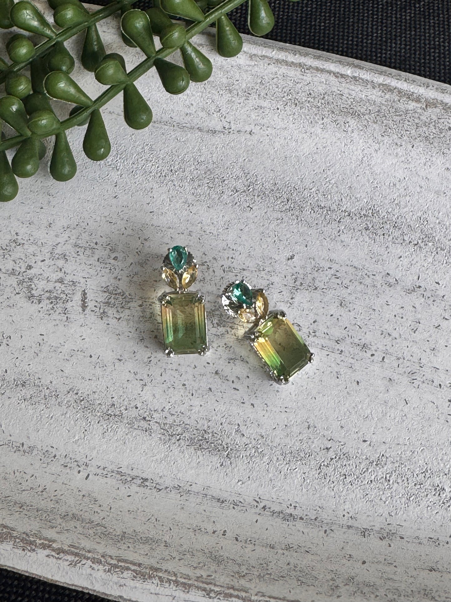 FMC325 - Doublet Earrings