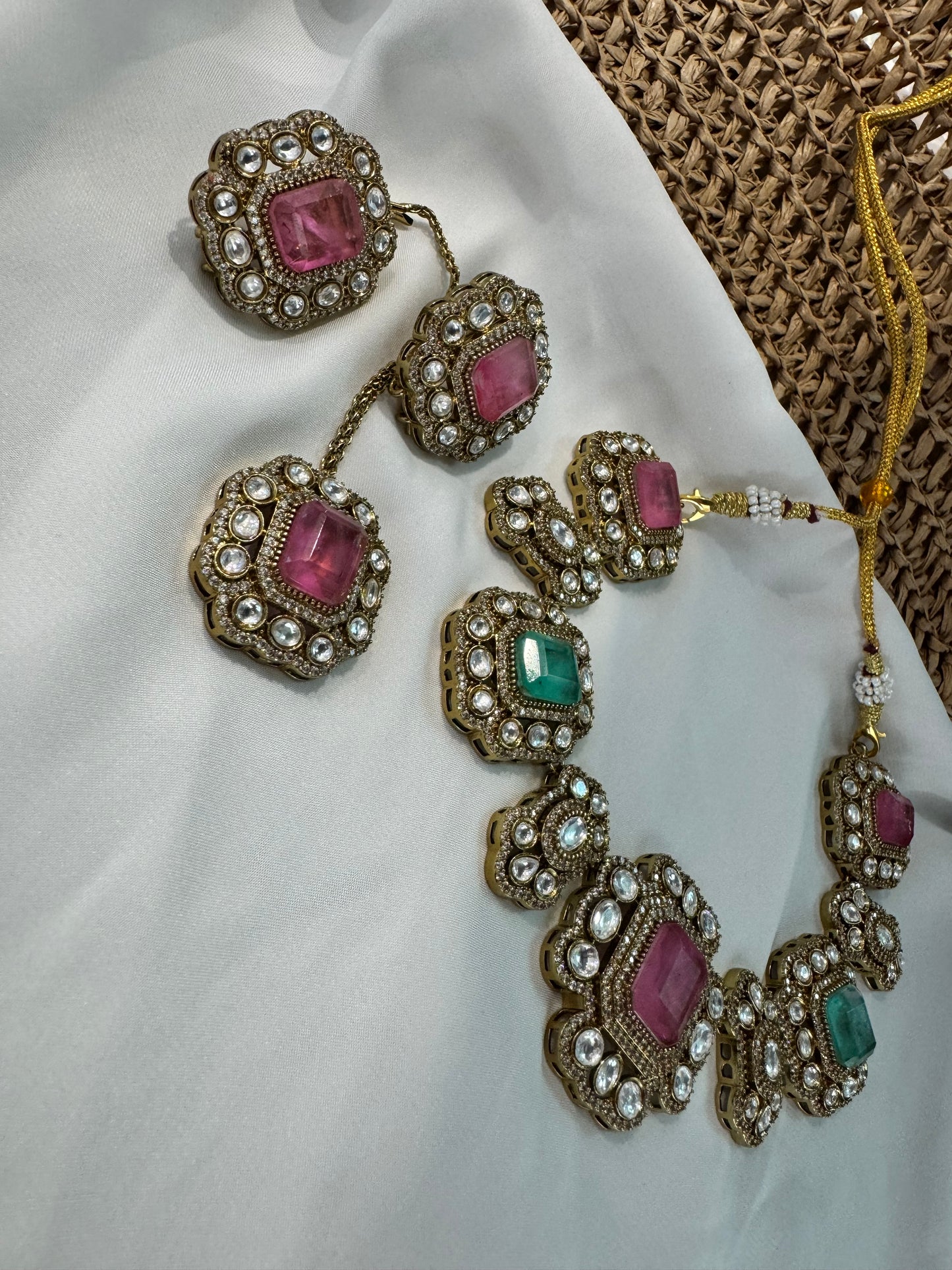 FMC3367 - Uncut Kundan Necklace