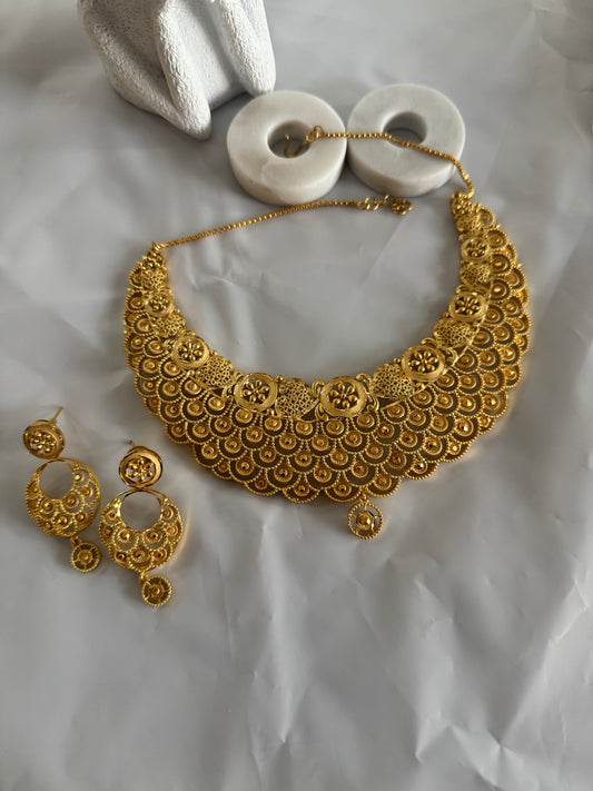 FMC1886 - Gold Plated Necklace