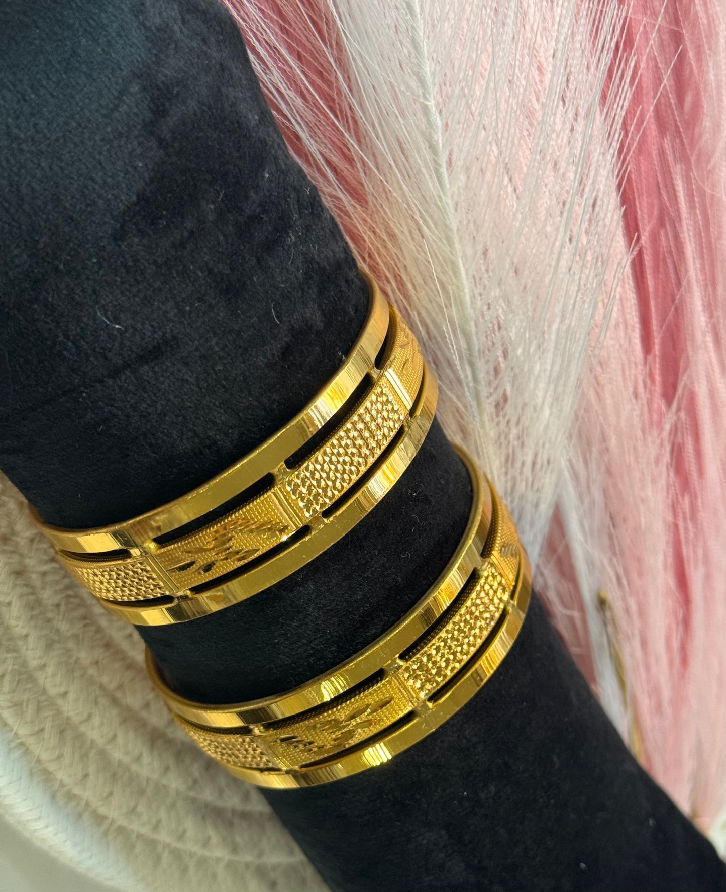 FMC2522- Gold Foaming Kangan