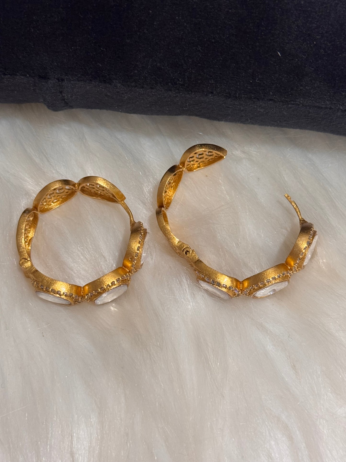 FMC817 - 22 Carat Hoop Earrings