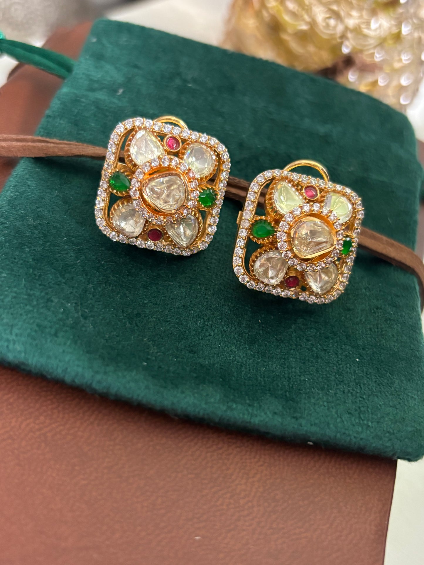 FMC1225 - 22 Carat Gold Plated Stud Earrings