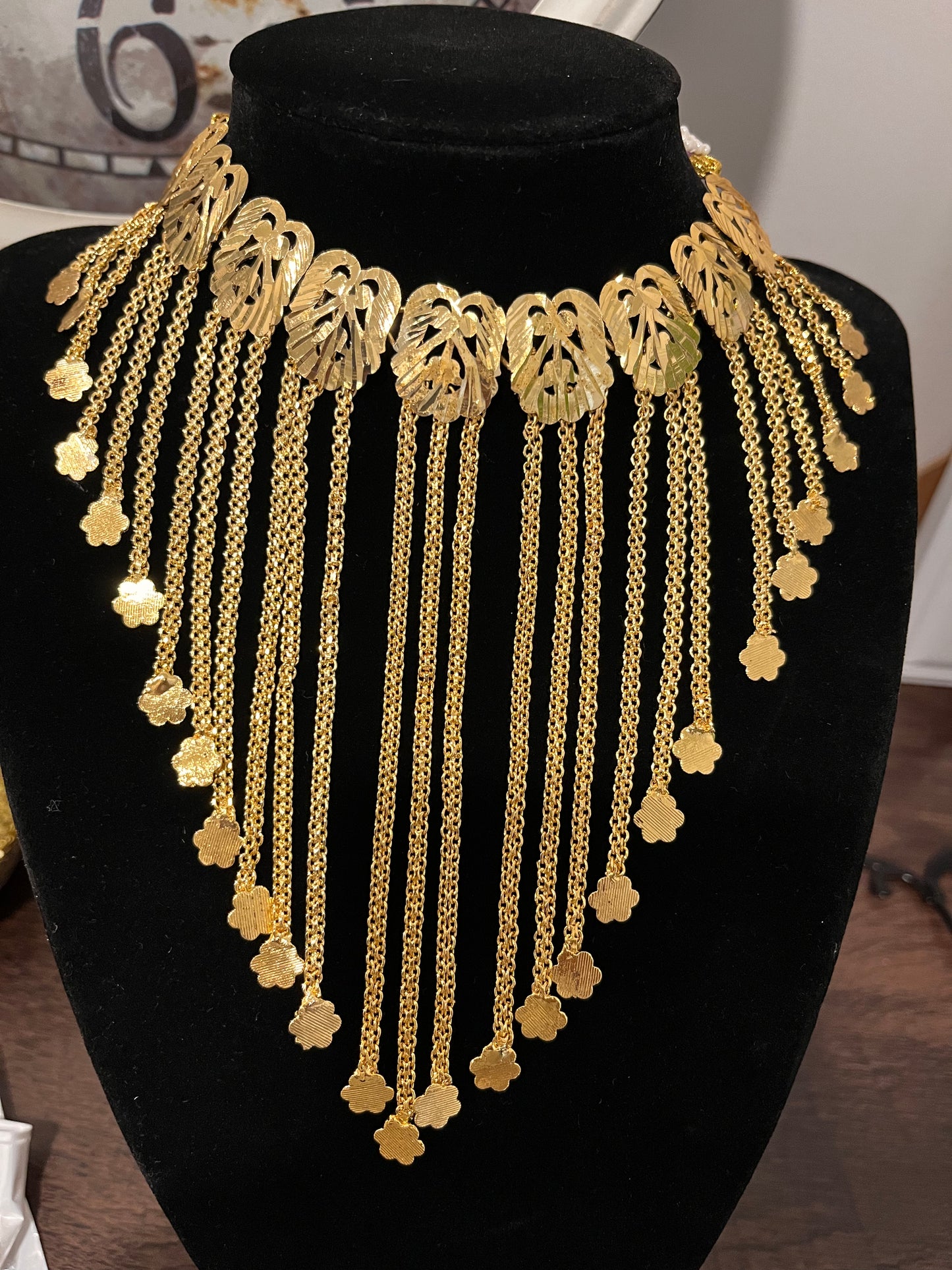 FMC215 - Traditional Gold Plated Necklace