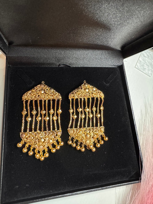 FMC2456 - Antique Gold Plated Earrings