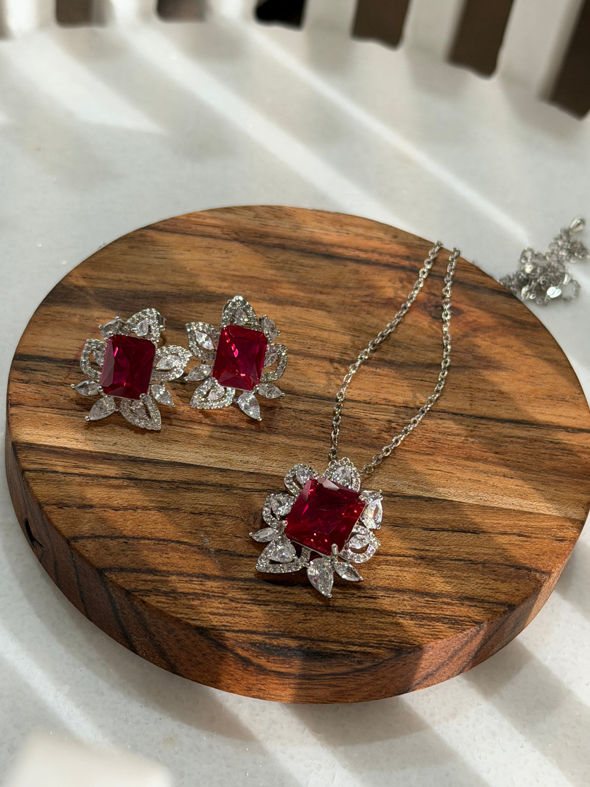 White Gold Plated Pendant Set