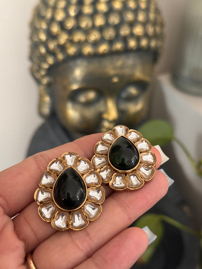 FMC151 - Kundan Stud Earrings