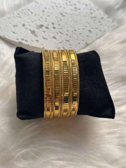 FMC2820 - Gold Foaming Kangan