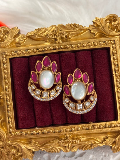 FMC659 - Stud Earrings