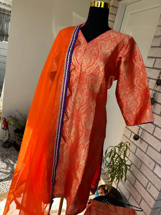 Kheen Khaab (Banarasi) Suit In Orange