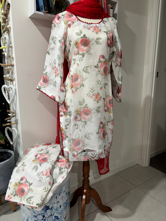 Soft Organza Farshi Salwar Suit