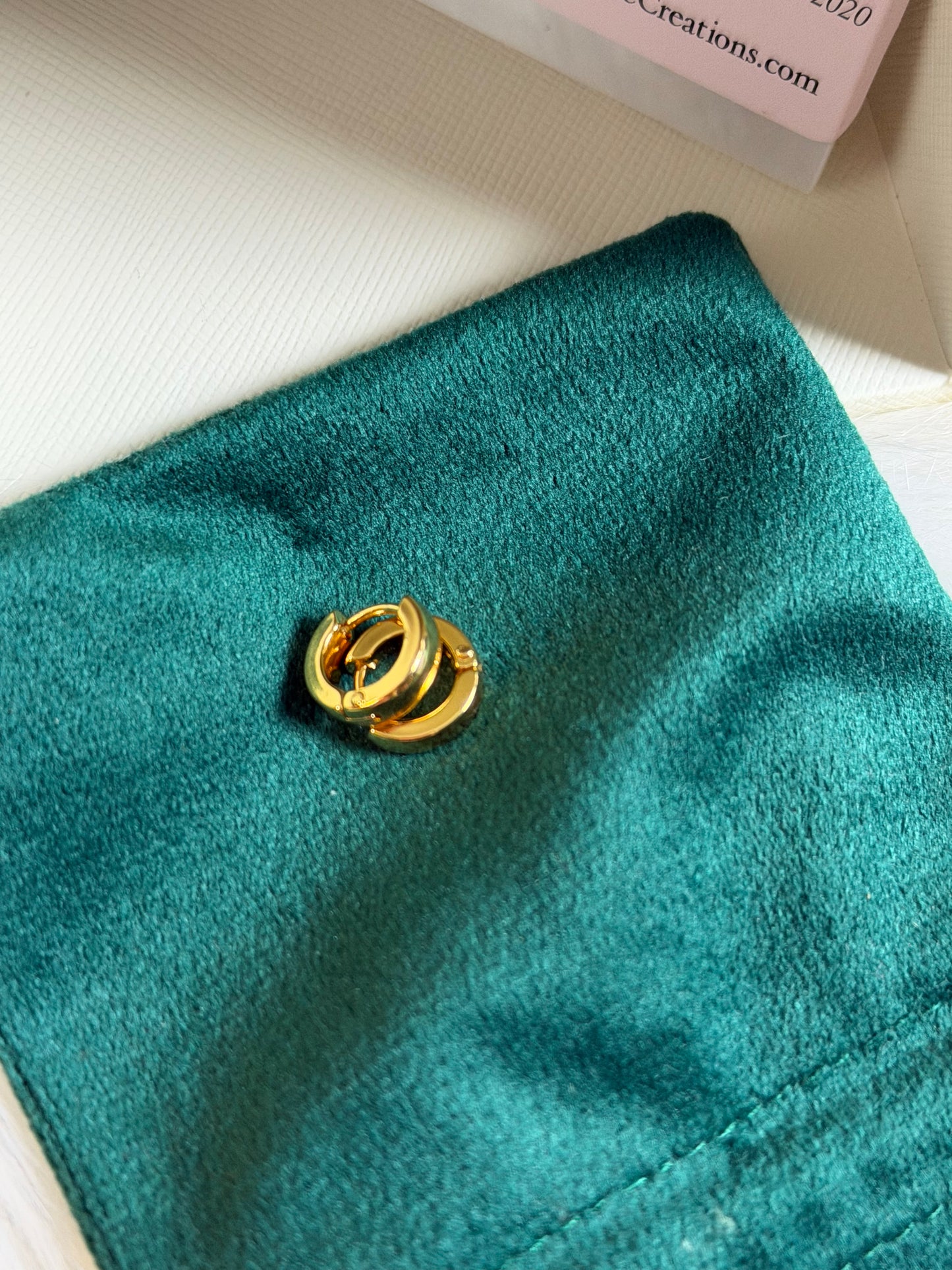 FMC509 - Gold Plated Hoops